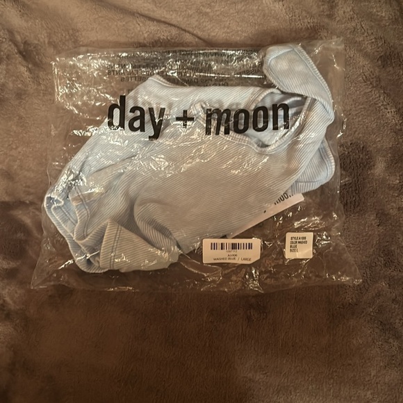 NEW|Sky blue|crop top|Under shirt|Large| - Picture 7 of 7